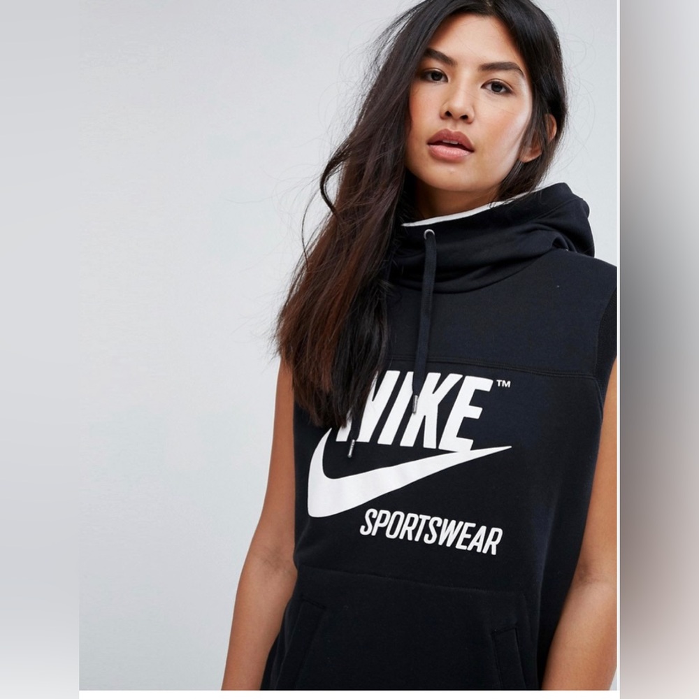 🖤 Nike Archive Sleeveless Hoodie